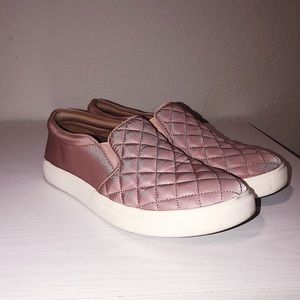 A NEW DAY | DUSTY PINK SNEAKERS | SZ 7